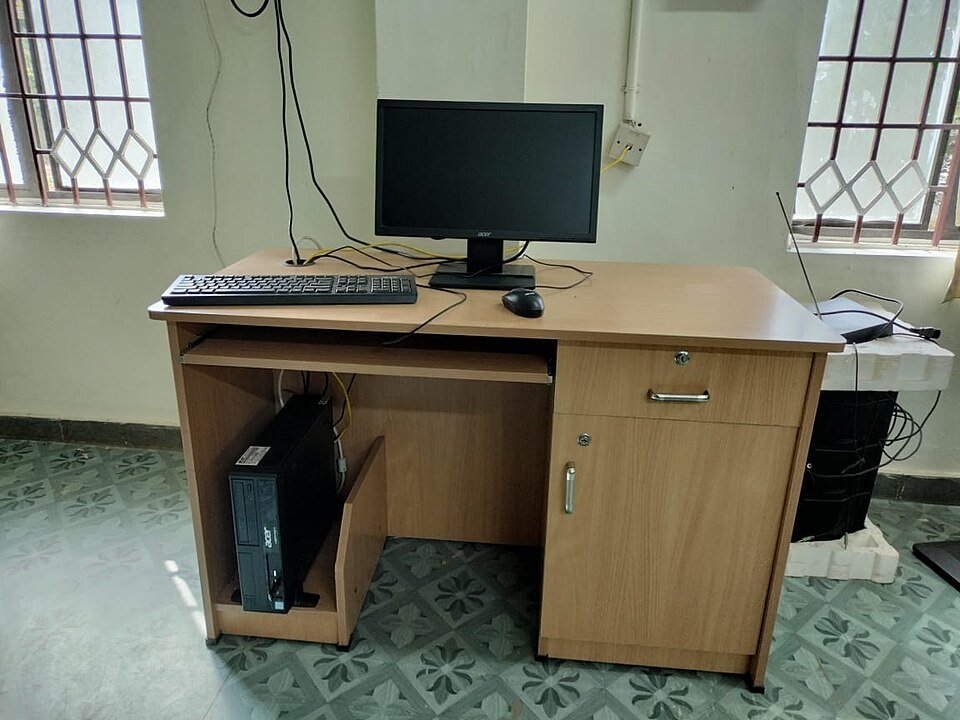 resources of Floating Folding Desk Minimalist Wall Desk exporters