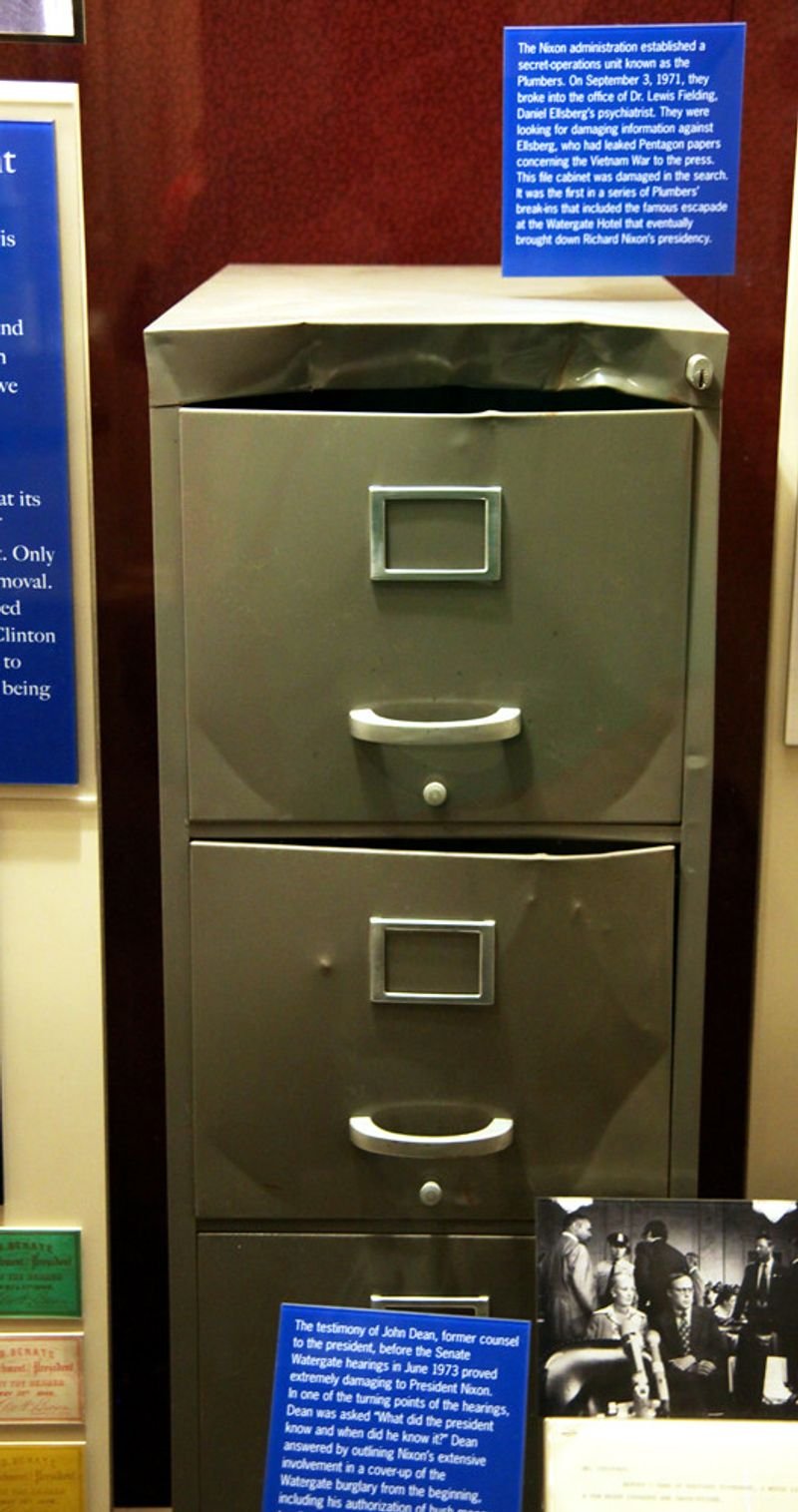 resources of Professional 3 Drawer Metal File Cabinet exporters