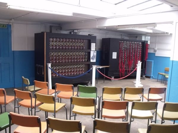 Lecture Stands Exporters, Wholesaler & Manufacturer | Globaltradeplaza.com