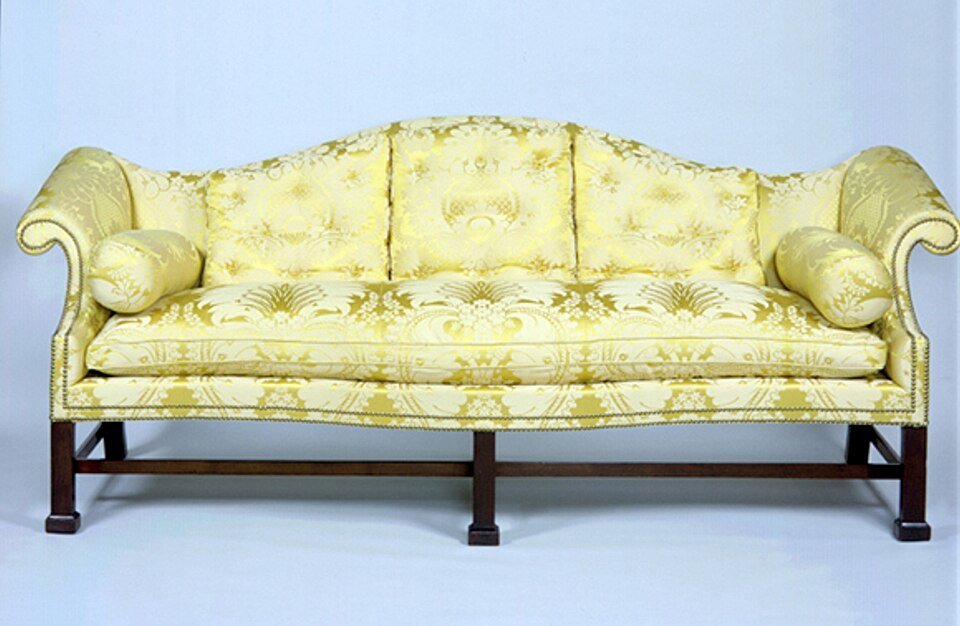 resources of Neoclassical leather&fabric sofa (1038a) exporters