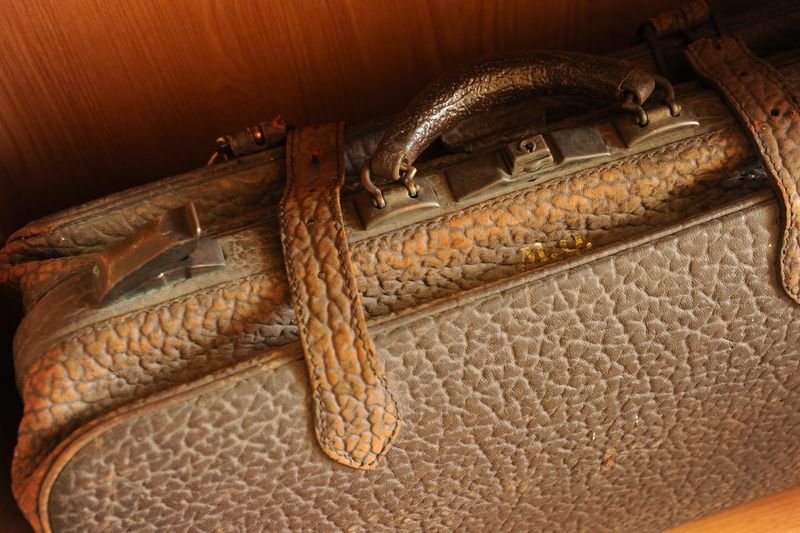 resources of Leather Fashion Bags exporters
