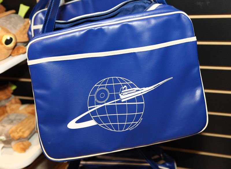 resources of Comet - Wheeler Duffle Bag exporters