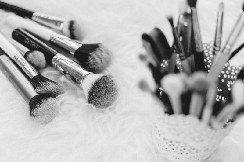 resources of Make up Kit exporters