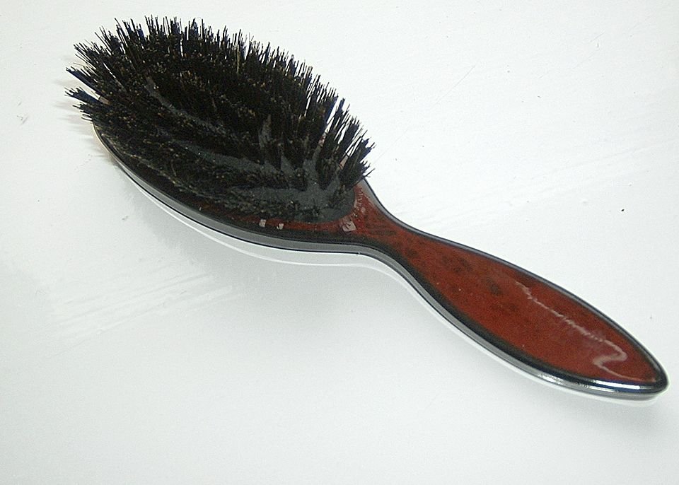 Hair Brush Exporters, Wholesaler & Manufacturer | Globaltradeplaza.com