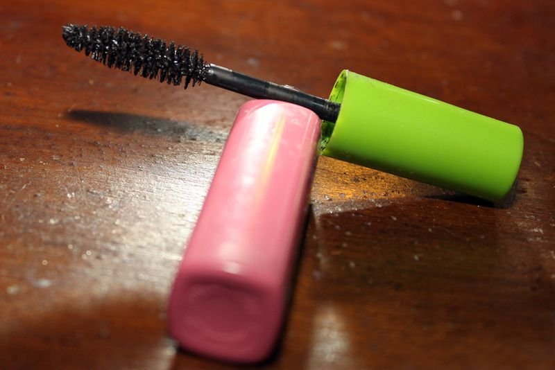 resources of Shahnaz Husain Shalash Plus Eye Beauty Mascara exporters