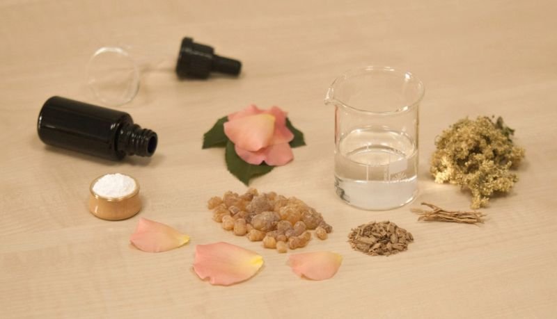 resources of Sandalwood Essential Oil (India) exporters resources of Sandalwood Essential Oil (India) exporters