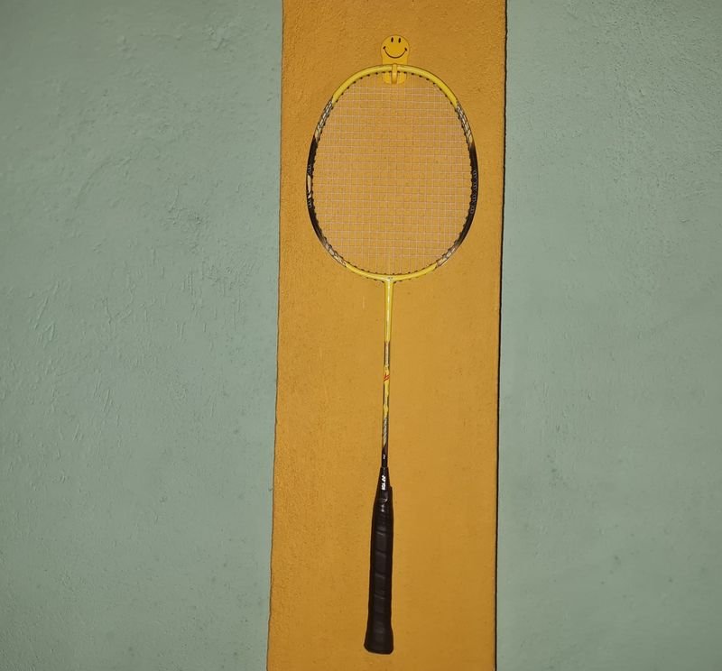 resources of 100% graphite 3/4 one piece badminton racket exporters