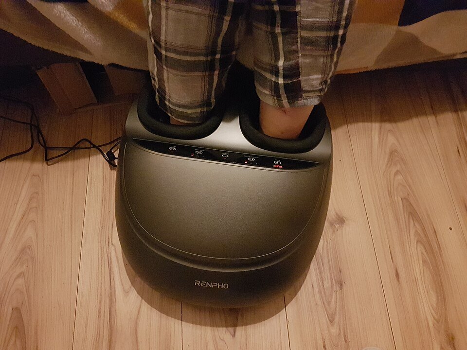 Foot Massagers Exporters, Wholesaler & Manufacturer | Globaltradeplaza.com