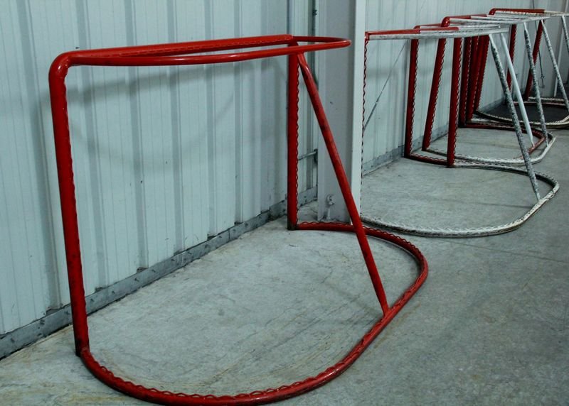 resources of 1 m Red LLDPE L Shape Road Safety Barricade exporters
