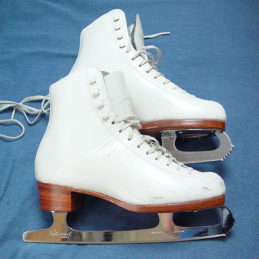Ice Skates Exporters, Wholesaler & Manufacturer | Globaltradeplaza.com