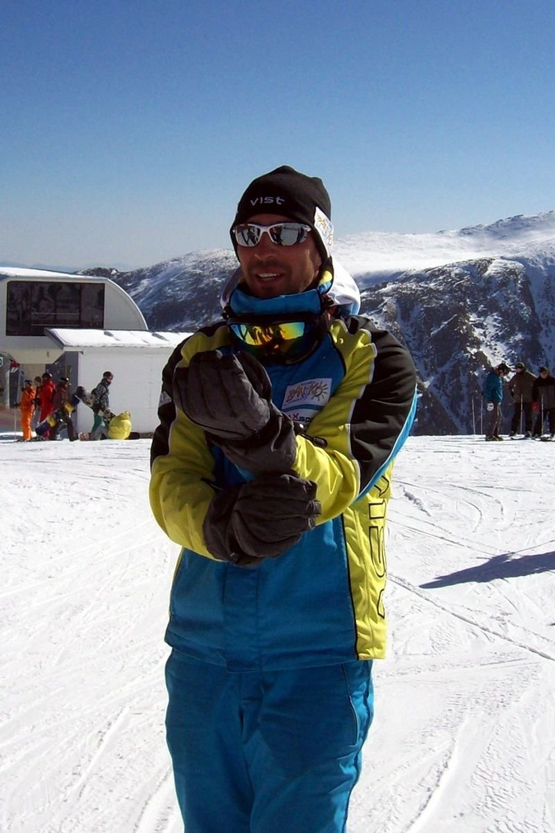 resources of Mauntaineering jackts ski-wear men waterproof wi exporters