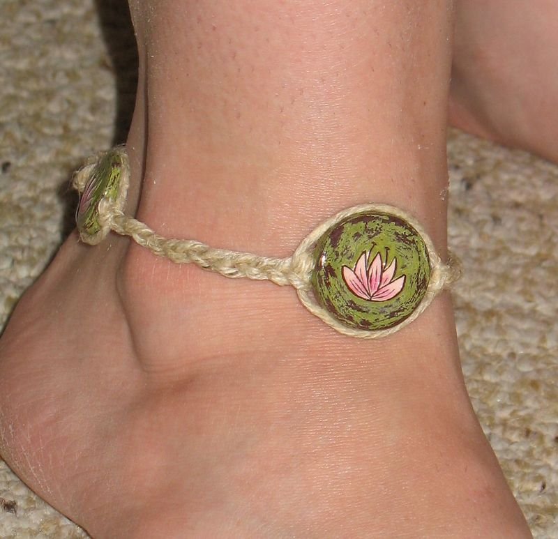 resources of Macrame Bracelet With Glass Evil Eye Charm exporters
