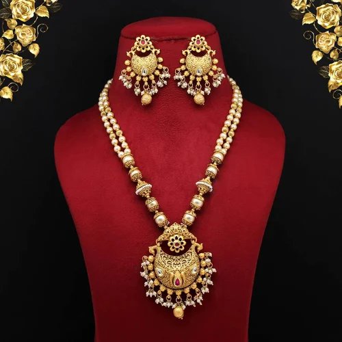 resources of NECKLACES AND CHAINS exporters