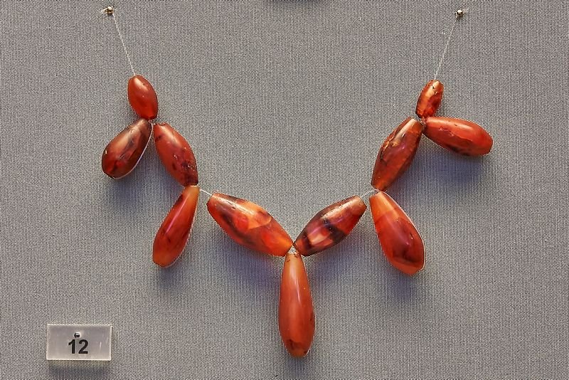 resources of Necklaces exporters