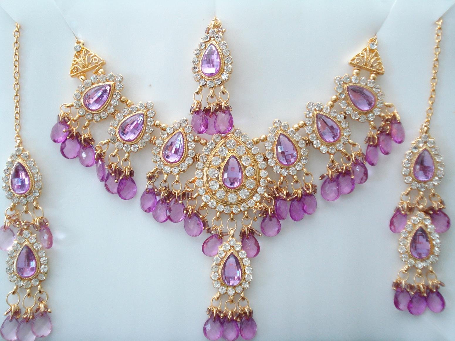 resources of Butterfly choker exporters