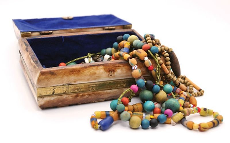 resources of Wood beads necklace exporters