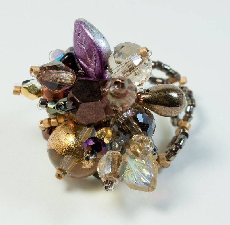resources of Contemporary Jewellery exporters