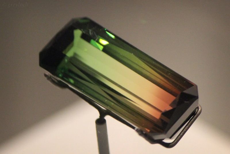resources of Natural bi-color tourmaline exporters