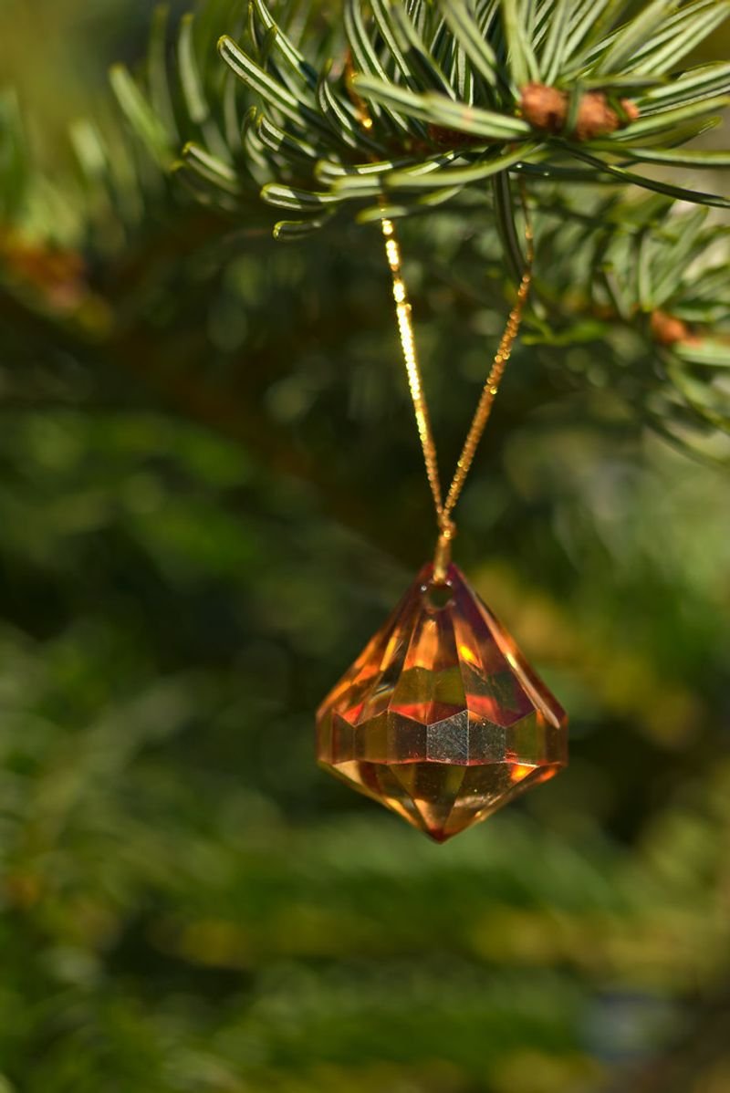 resources of Puindo Colorful Christmas Decorations Pine Cone exporters