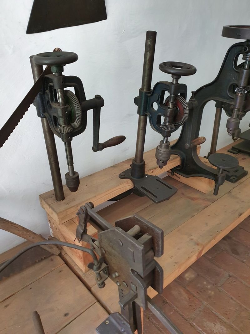 resources of Indian iron handicrafts exporters resources of Indian iron handicrafts exporters