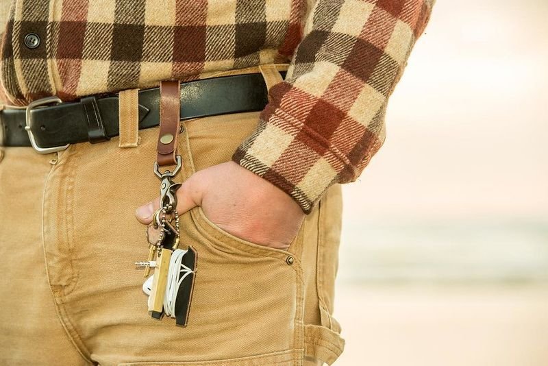 resources of Tactical Duty Pouch Silent Key Holder exporters
