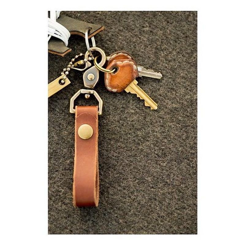 resources of Pink Mirror Keychain with Tassels exporters