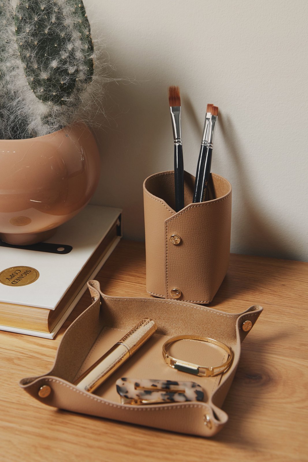 resources of Compact Desk Organizer exporters