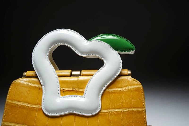 resources of Loewe Bild 3.55 exporters