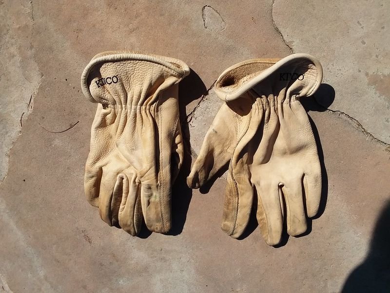 resources of Working Glove Gun Palm exporters