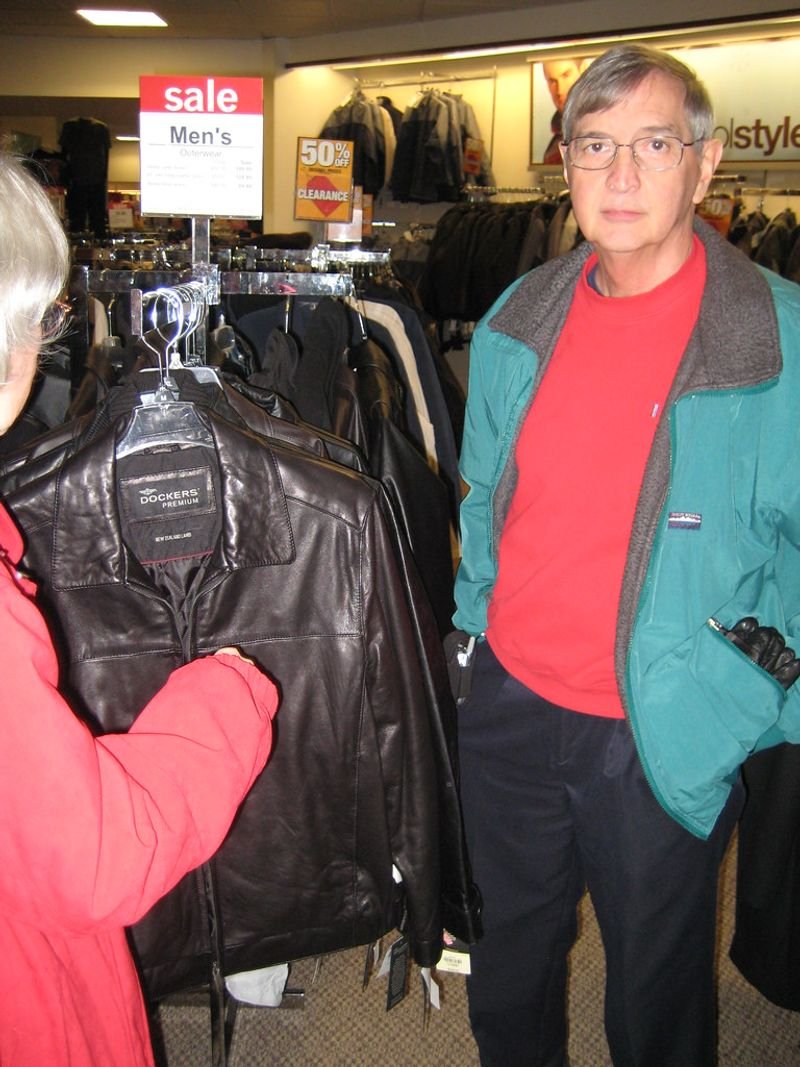 resources of Men's Puffer Jacket exporters