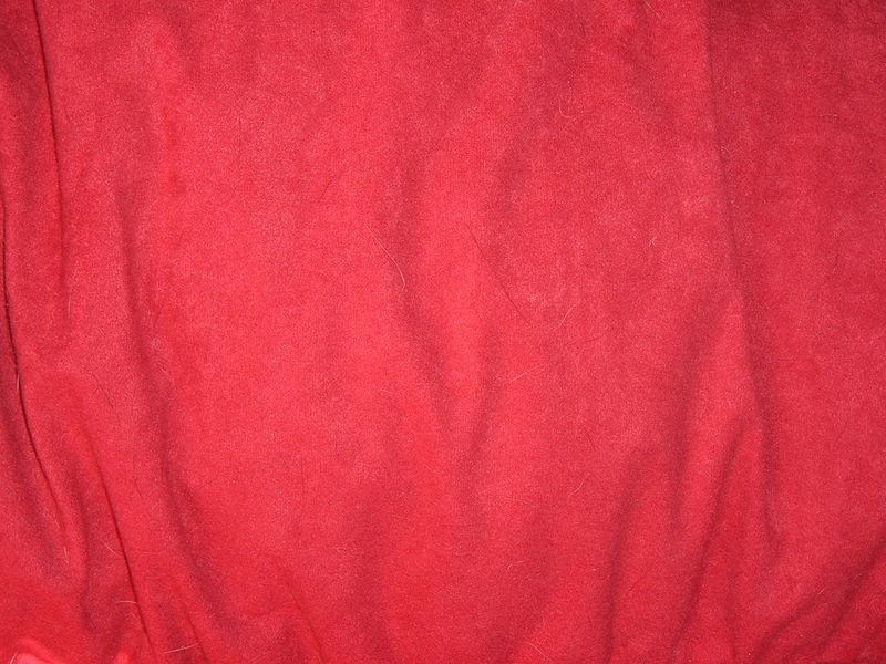 resources of Used 100% Wool Sweater Cuttings ( Red ) exporters