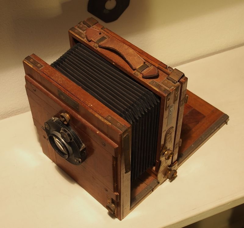 resources of Lens Case B exporters