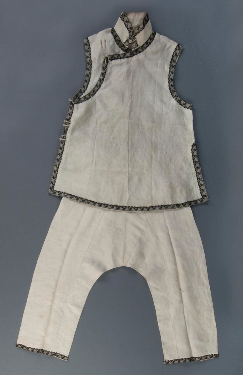 resources of Boys vest sweater exporters