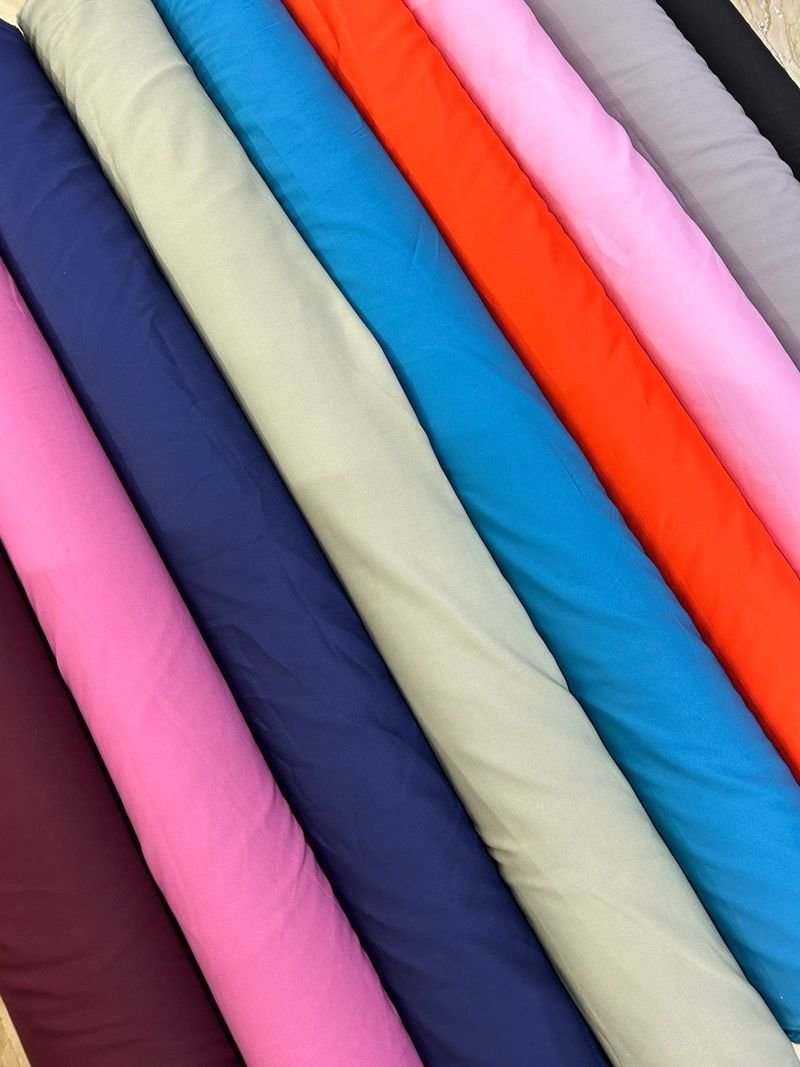 resources of Packable Light Down Jacket In Matelic Colour exporters