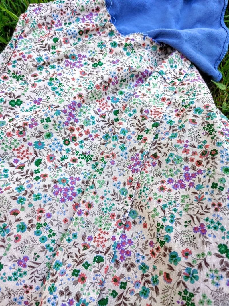 resources of Short Sleeves Print Dress In Floral Pattern exporters