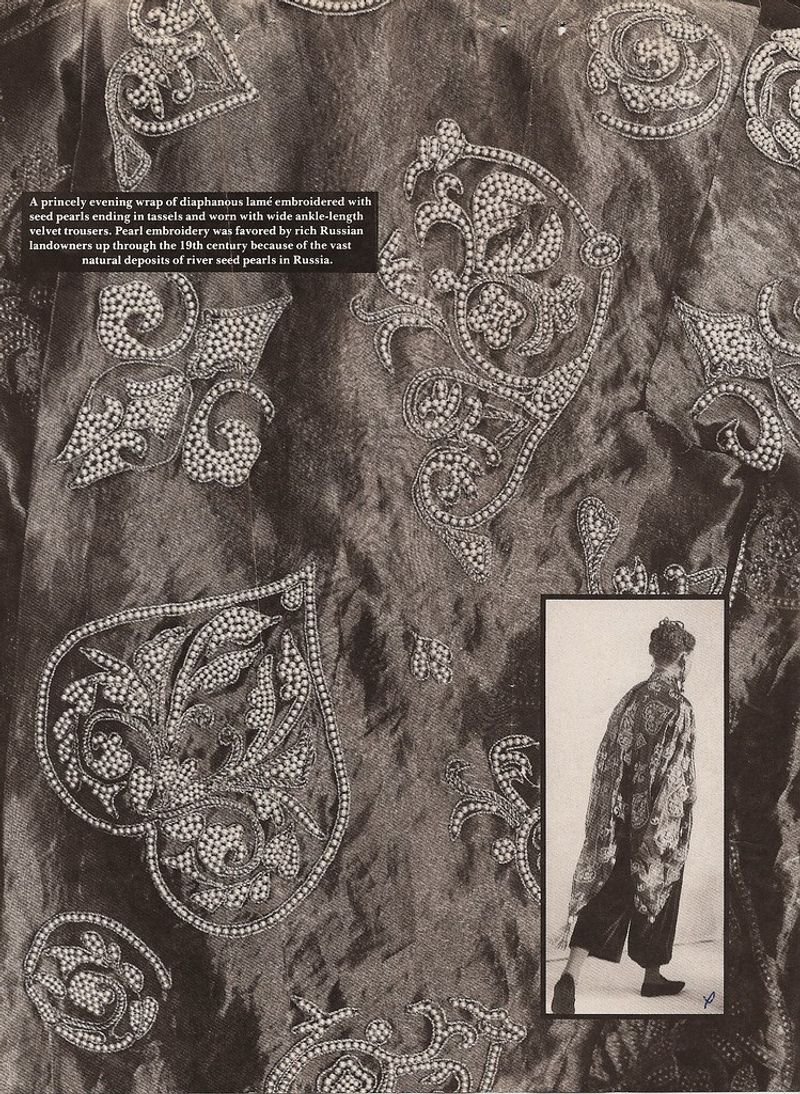 resources of Batik With Wahyu Tumurun Motif exporters