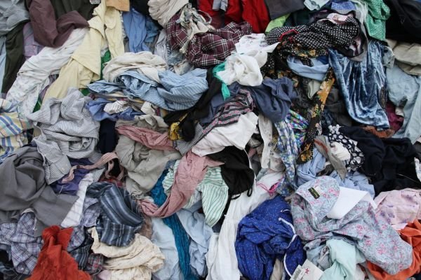 Fabric Waste Exporters, Wholesaler & Manufacturer | Globaltradeplaza.com