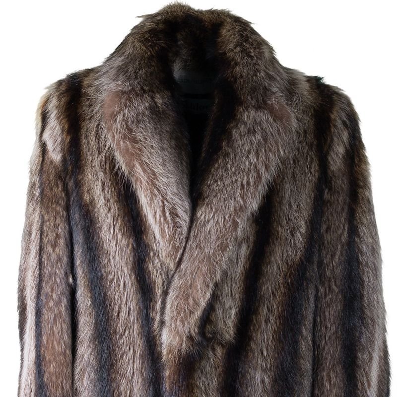 resources of Fur coats, wedding dress, evening dress exporters