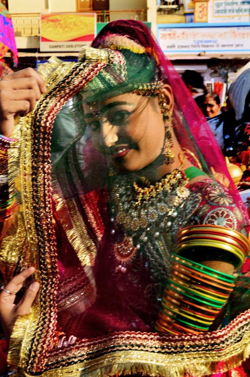resources of Ladies wedding dress, ghaghra choli, churidar exporters