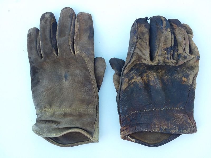 resources of Grey foam nitrile fully coated gloves exporters