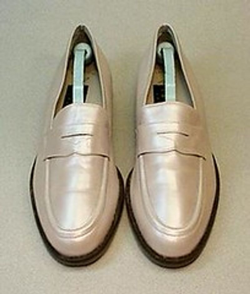 resources of Branded Italian Gucci shoes exporters