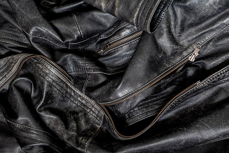 Leather Wear Exporters, Wholesaler & Manufacturer | Globaltradeplaza.com