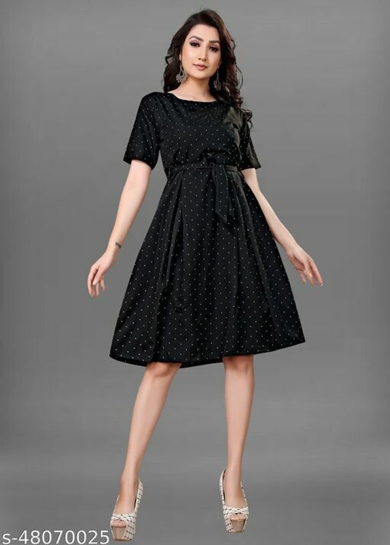 resources of Round Neck Short Sleeves Dress exporters