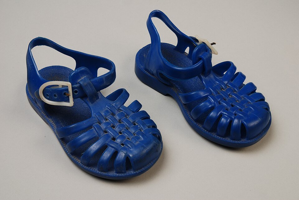 Plastic Footwear Exporters, Wholesaler & Manufacturer | Globaltradeplaza.com
