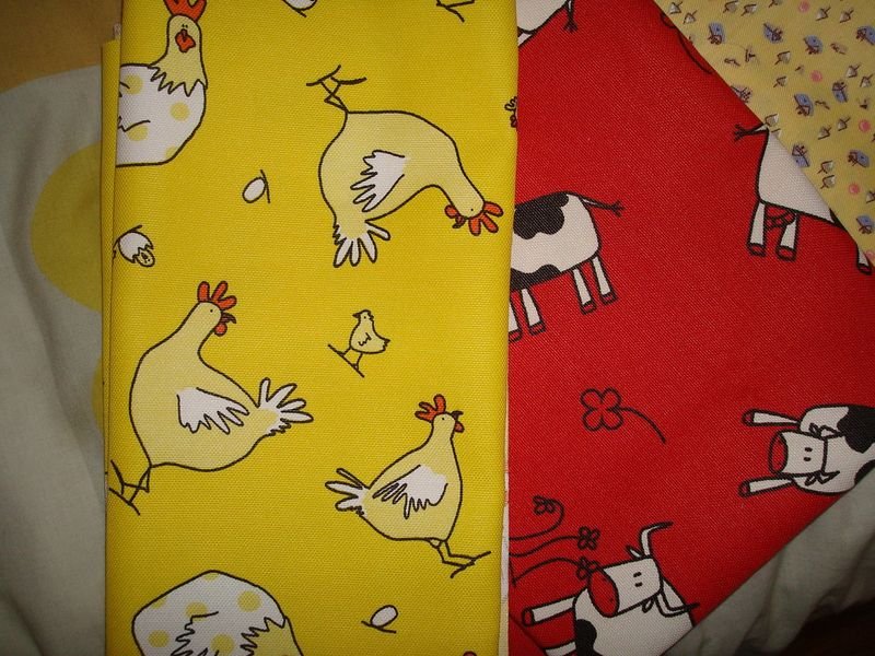 resources of Yellow Dino Shirt exporters