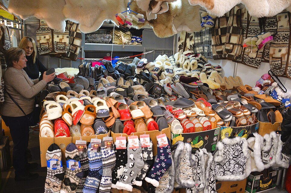 Slippers Exporters, Wholesaler & Manufacturer | Globaltradeplaza.com