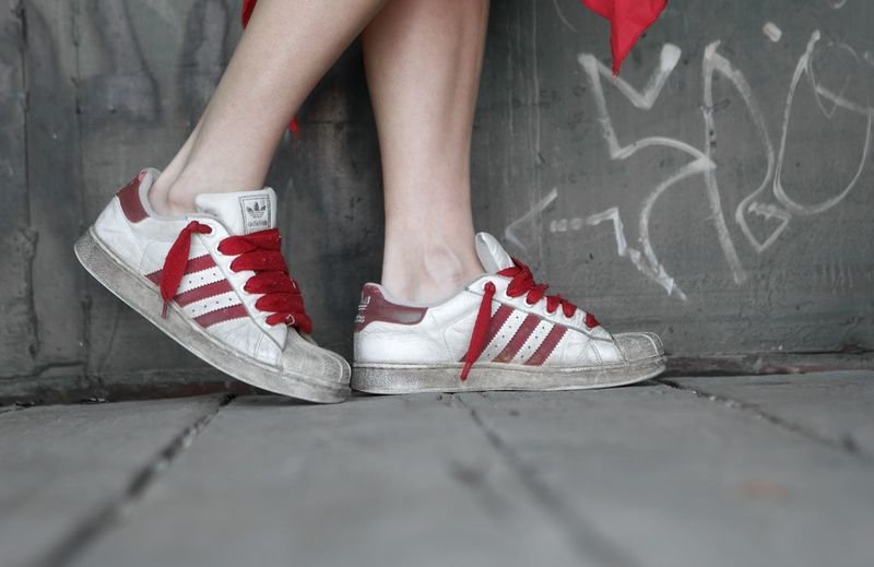 resources of Sneaker exporters
