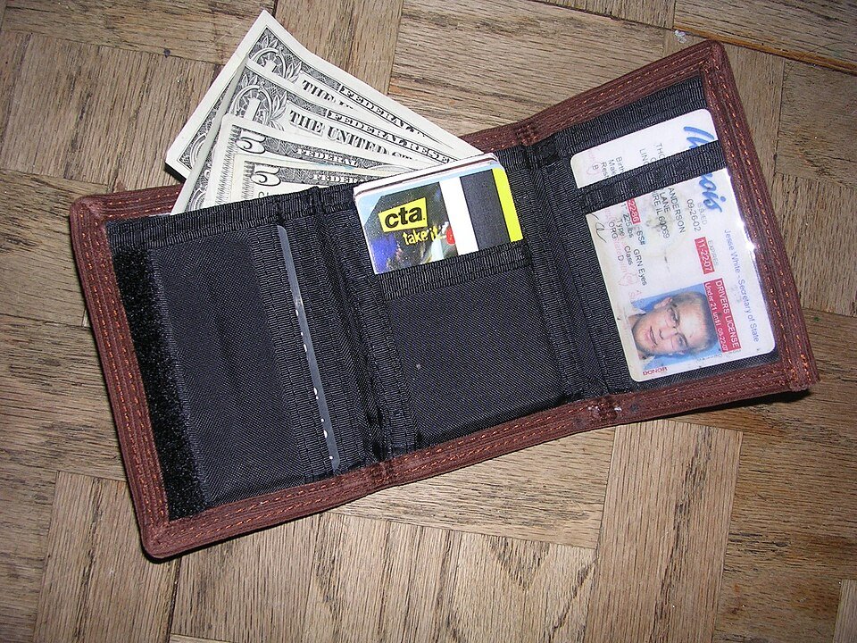 Wallets, Pouches and Purses Exporters, Wholesaler & Manufacturer | Globaltradeplaza.com