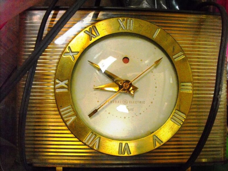 resources of Elvis pressley clock exporters