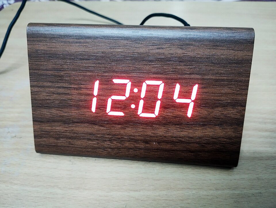 Clocks Exporters, Wholesaler & Manufacturer | Globaltradeplaza.com